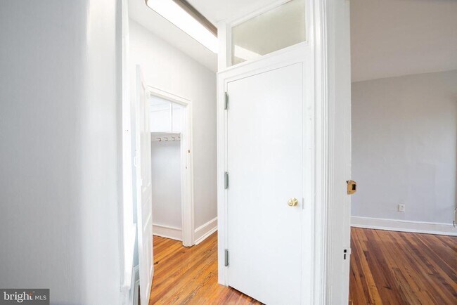 Foto del edificio - 5049 Spruce St