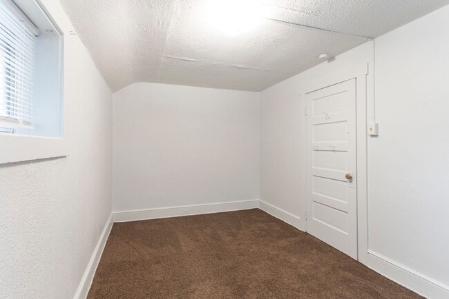 Building Photo - 1314 Philadelphia Pike