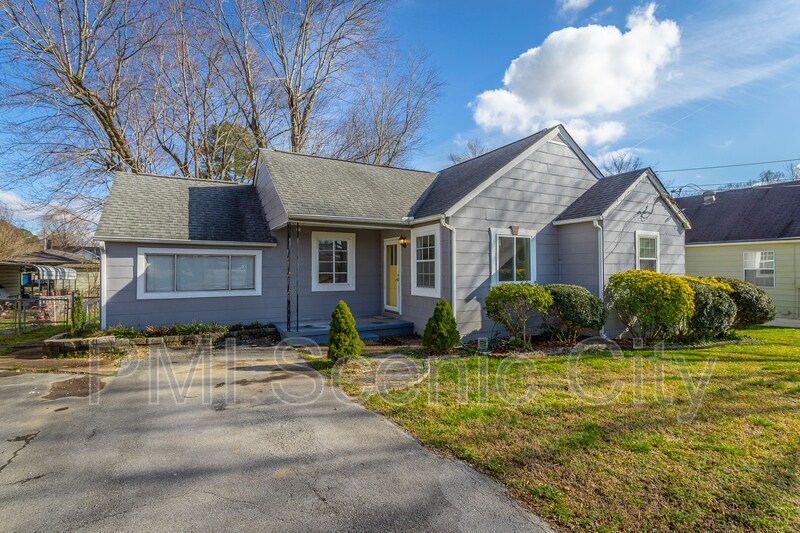 Foto principal - 210 Chickamauga Rd