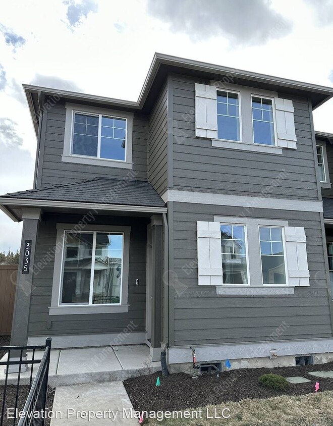 Primary Photo - 3 br, 2.5 bath House - 3035 NE Red Jasper ...