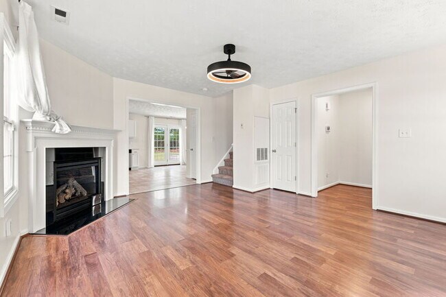 Foto del edificio - 4906 Yorkchester Dr