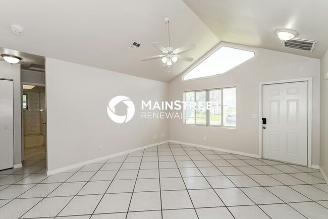 Building Photo - 3 Bedroom Pet-Friendly Home in CAPE CORAL, FL with Main Street Renewal