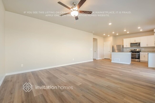 Foto del edificio - 7212 Dolores Ave