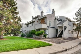 Building Photo - 1825 Kendall St