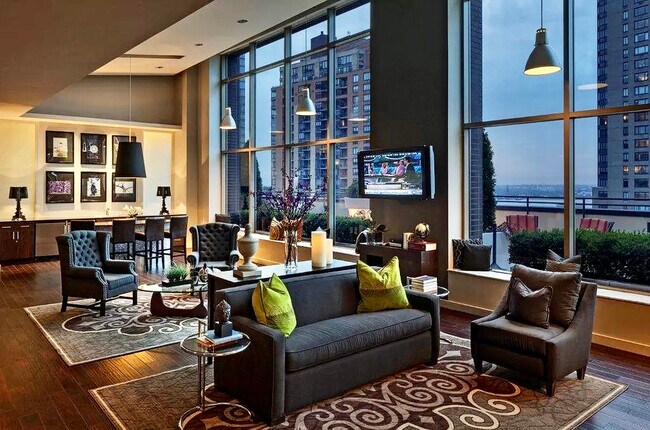 Foto del edificio - Spacious & Sunny Studio in Financial Distr...