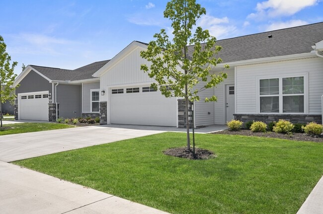 Foto del edificio - Hillside Farms at Stonehill Village