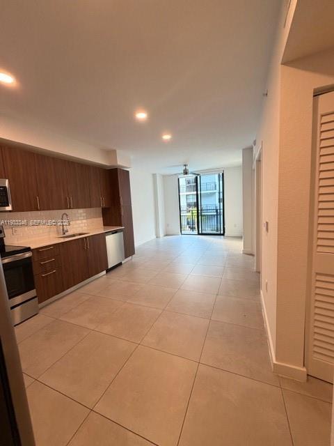 Foto del edificio - 1005 Spring Garden Rd