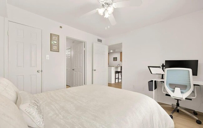 Building Photo - 3309 Wyndham Cir