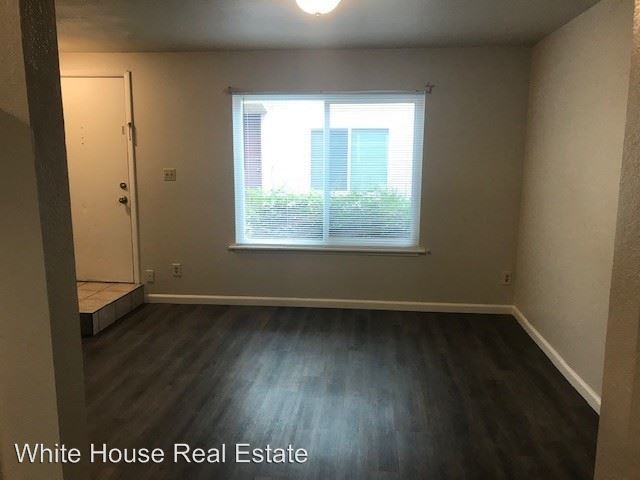 Building Photo - 2556 27th St