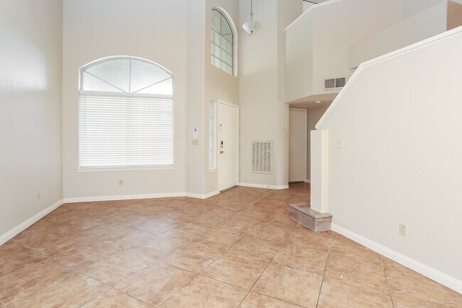 Foto del edificio - 4943 Monte Del Sol Ln