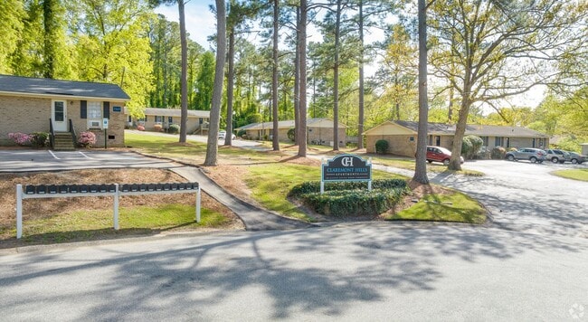 Interior Photo - Claremont Hills