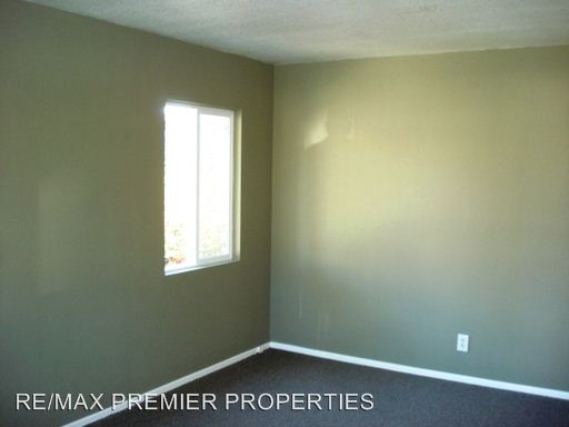 Building Photo - 410 Margrave Dr