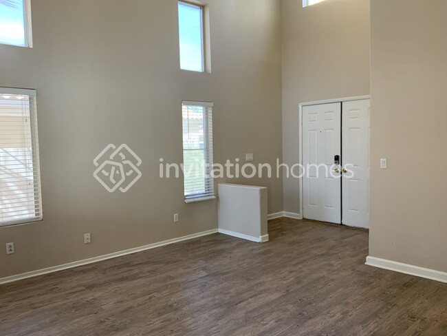 Building Photo - 1729 Splinter Rock Way