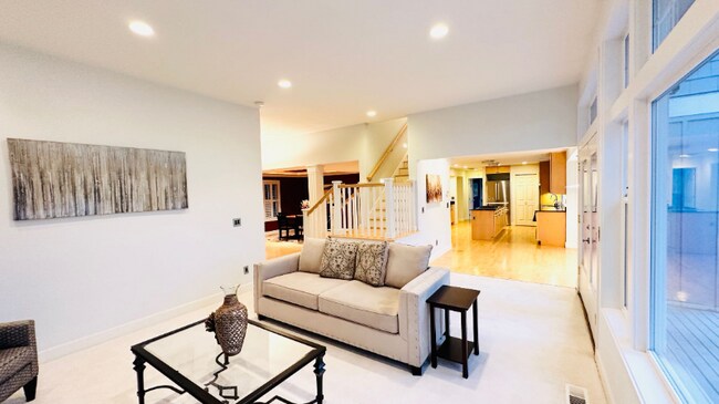 Foto del edificio - 620 177th Ln NE