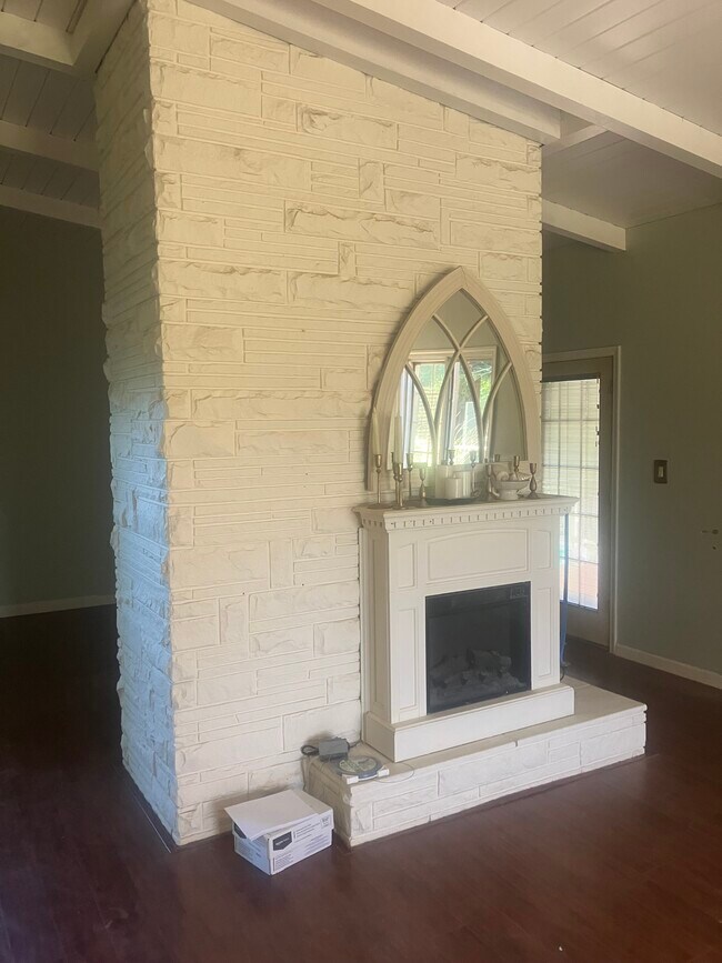 Building Photo - 12523 La Vida Ln