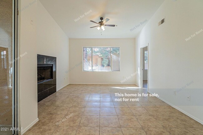 Building Photo - 2929 W Yorkshire Dr