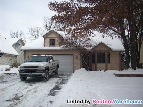 Foto del edificio - Very Nice 3BD/2BA Home In Coon Rapids!!!