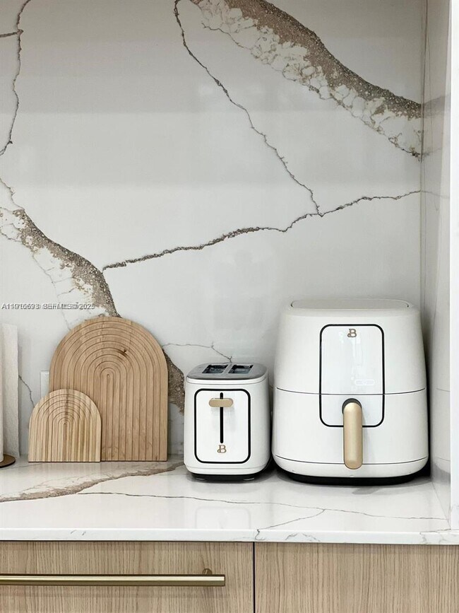 Foto del edificio - 2150 SW 46th Ct