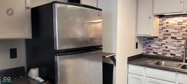 Foto del edificio - 10169 Penrith Dr