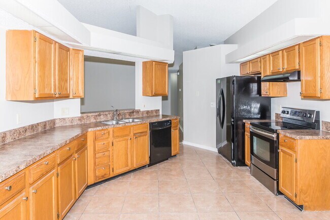 Foto del edificio - 3379 Deerfield Pointe Dr