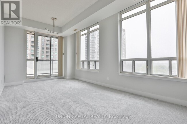 Photo du bâtiment - 8-508 Hillcrest Ave