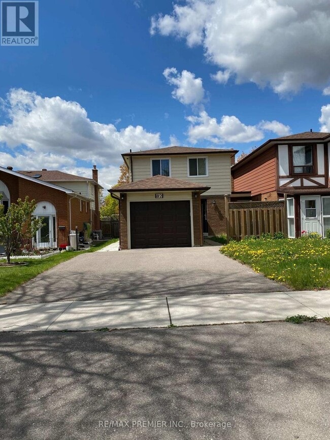 Building Photo - 82 Angus Dr