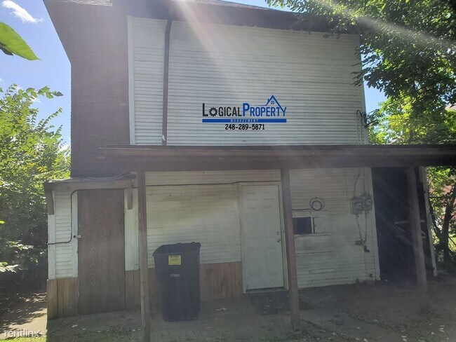 Building Photo - 3 br, 1 bath  - 4058 Clements St Uppr