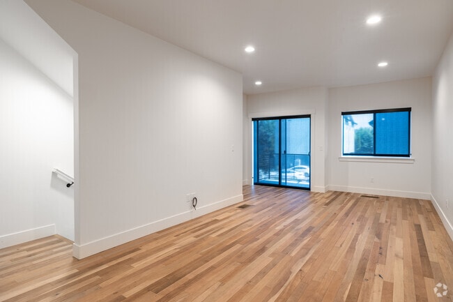 2BR, 2.5BA - 1,222SF - Carlsbad Crossing Townhomes - Attached Garage!