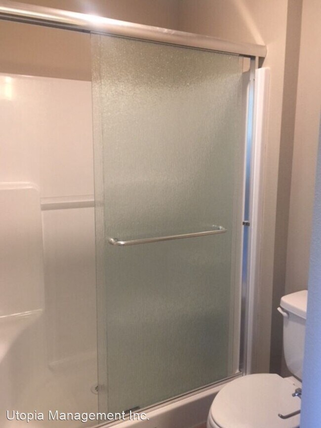 Foto del edificio - 3 br, 2.5 bath House - 16834 Chula Vista Ave