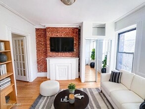 Building Photo - 792 9th Ave