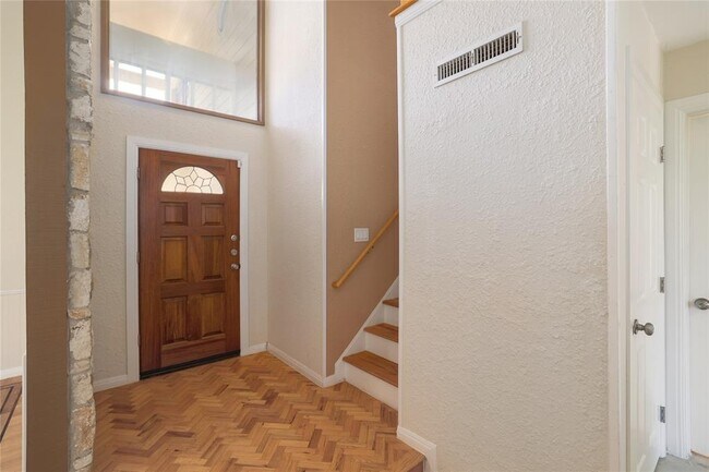 Foto del edificio - 6717 Colina Ln