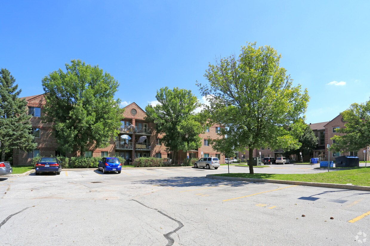 Building Photo - Allanview Place