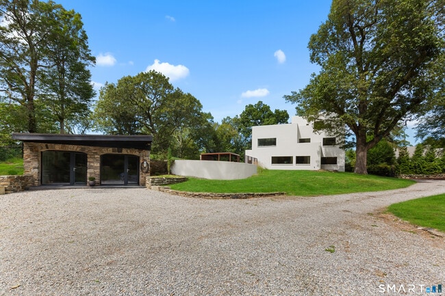 Building Photo - 118 Roseville Rd