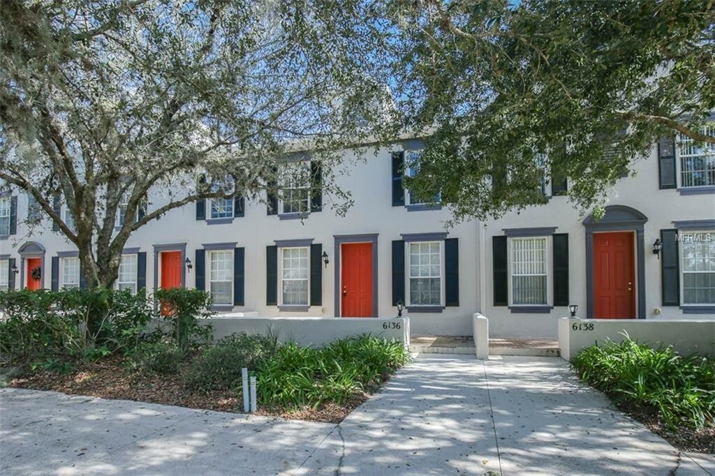Foto principal - 6136 Fishhawk Crossing Blvd