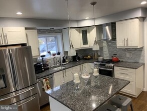 Building Photo - 13807 Eastland St