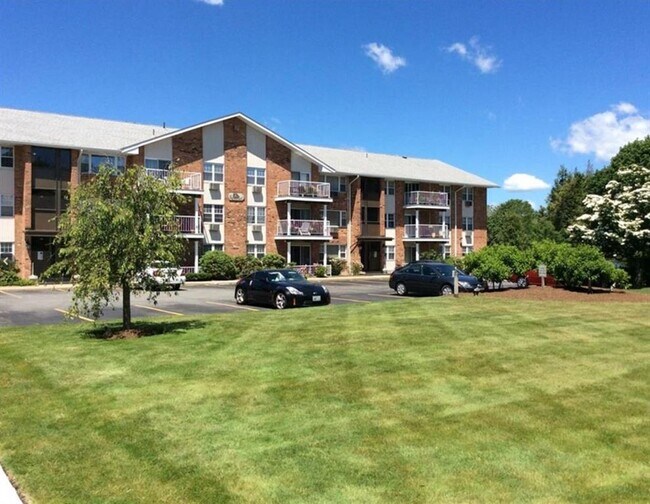 Building Photo - 41 Bullocks Point Ave