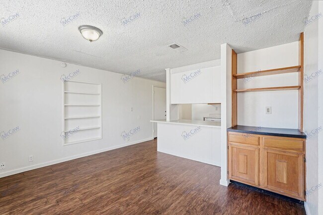 Foto del edificio - 14614 Seminole Dr