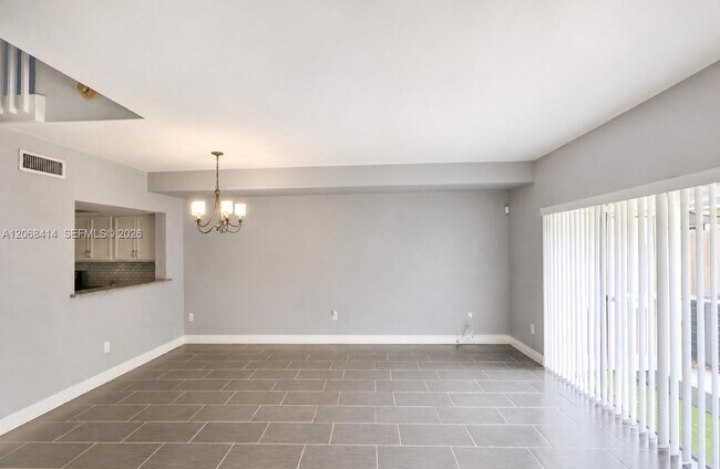Building Photo - 11840 SW 99th St