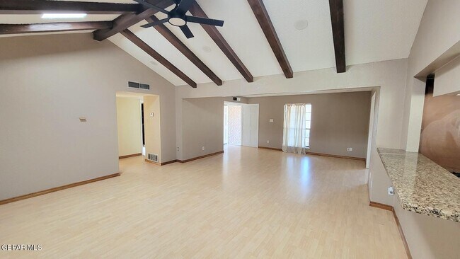 Building Photo - 6836 Orizaba Ave