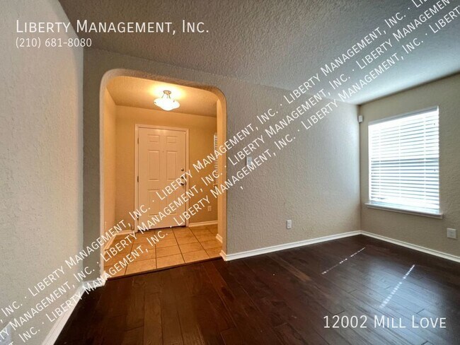 Foto del edificio - 3 Bed, 2.5 Bath Home near La Cantera and UTSA