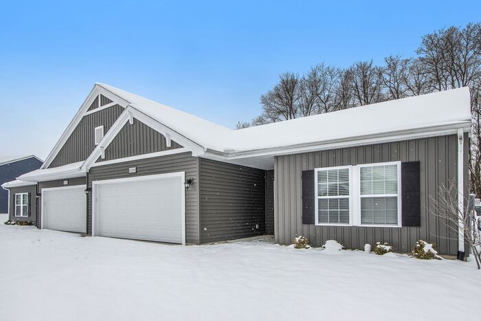 Foto principal - 10280 Pennridge Dr