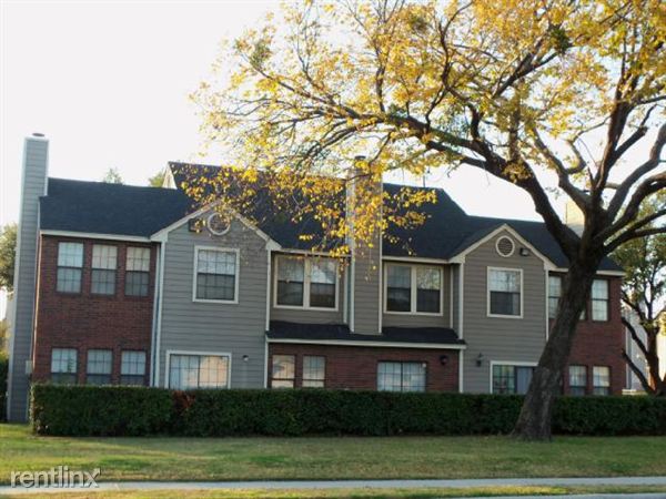 Building Photo - 709 N Nursery Rd