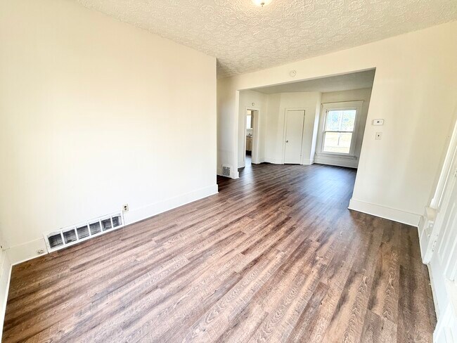 Foto del edificio - 1507 Garfield Ave SW