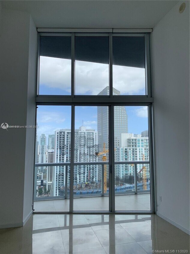 Foto principal - 475 Brickell Ave