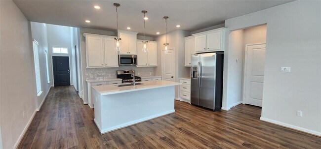 Building Photo - 112 Los Olives Ln