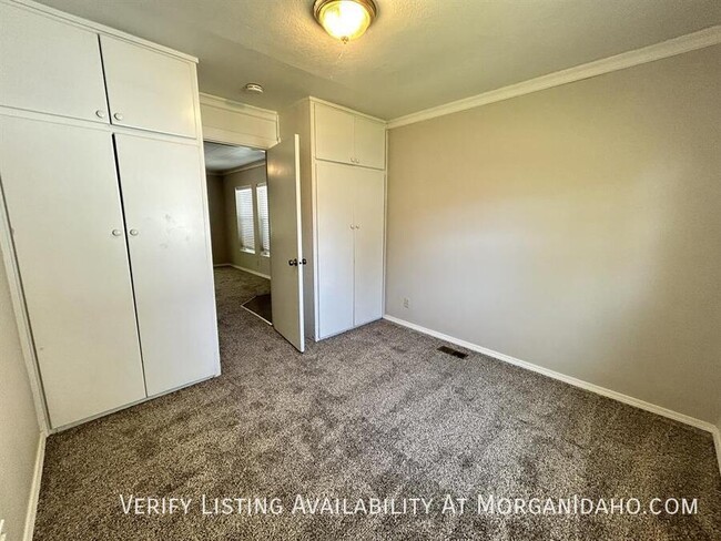 Foto del edificio - 8521 W Marigold St