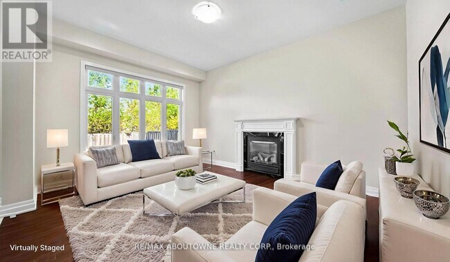 Photo du bâtiment - 129 Robert Berry Crescent