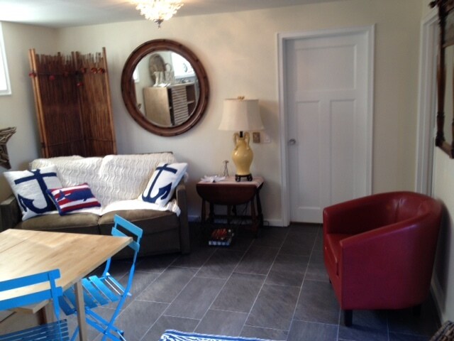 Foto del edificio - 4721 SW Admiral Way