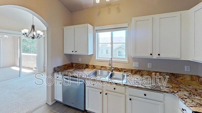 Building Photo - 3645 Strawberry Field Grove