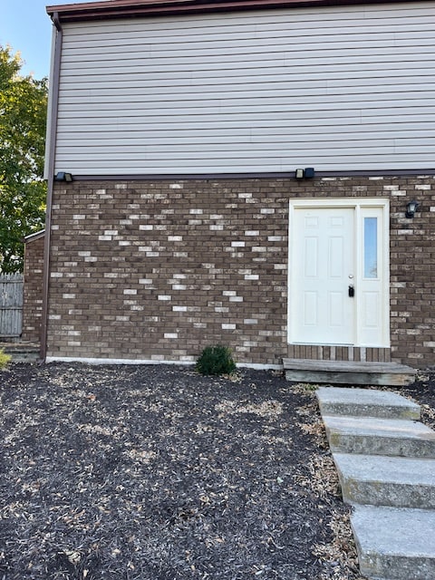 Building Photo - 160 Logan Rd